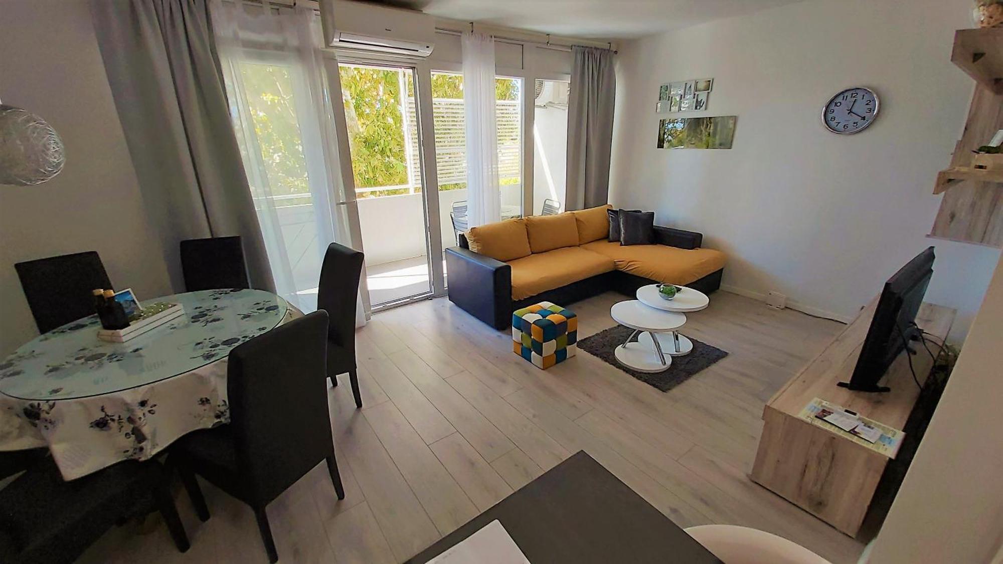 Apartment Punta Omiš Eksteriør billede