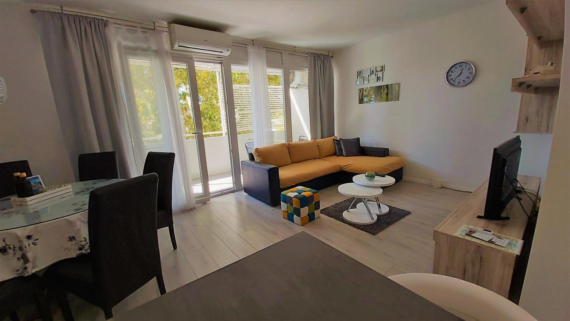Apartment Punta Omiš Eksteriør billede