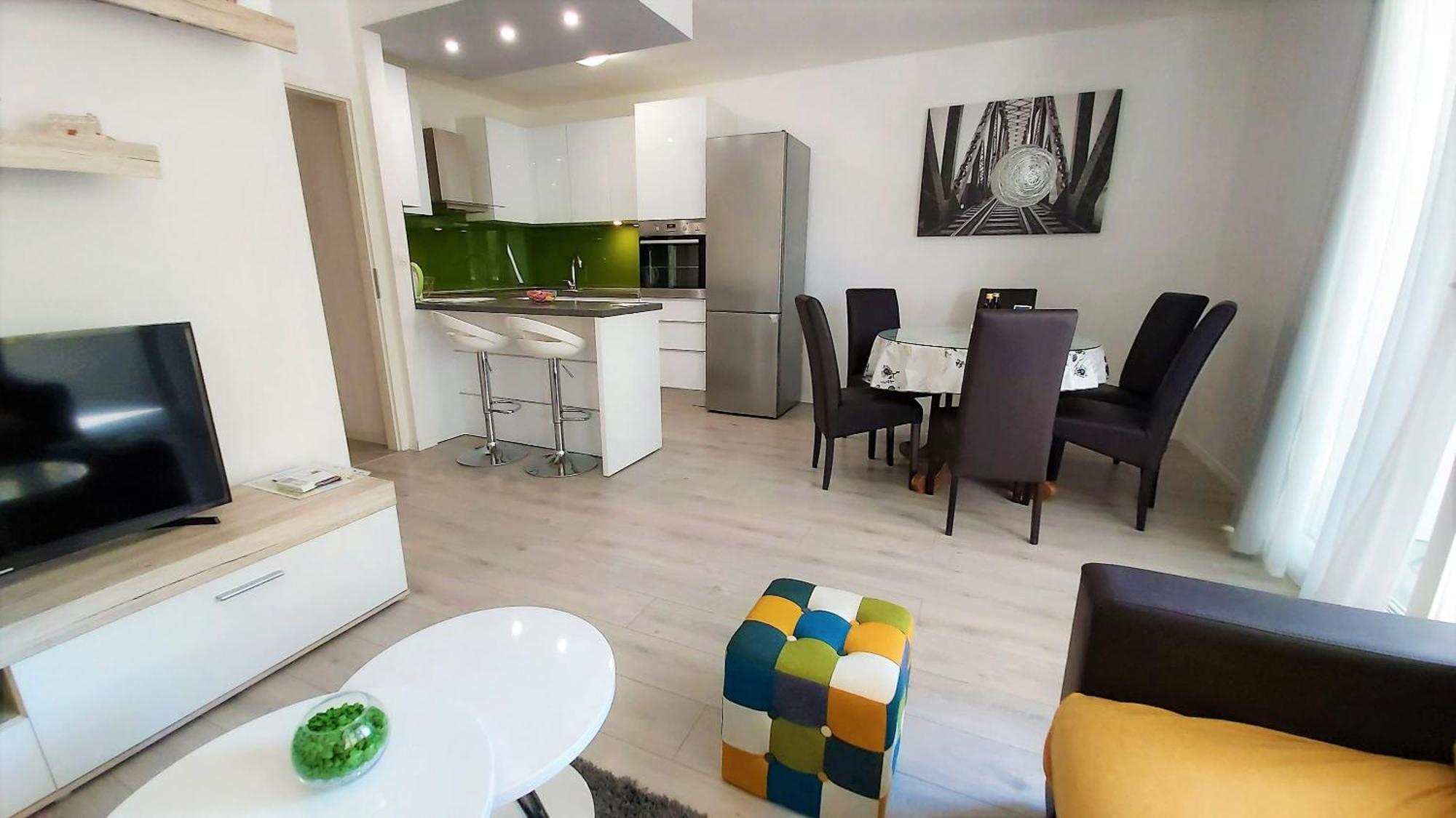 Apartment Punta Omiš Eksteriør billede