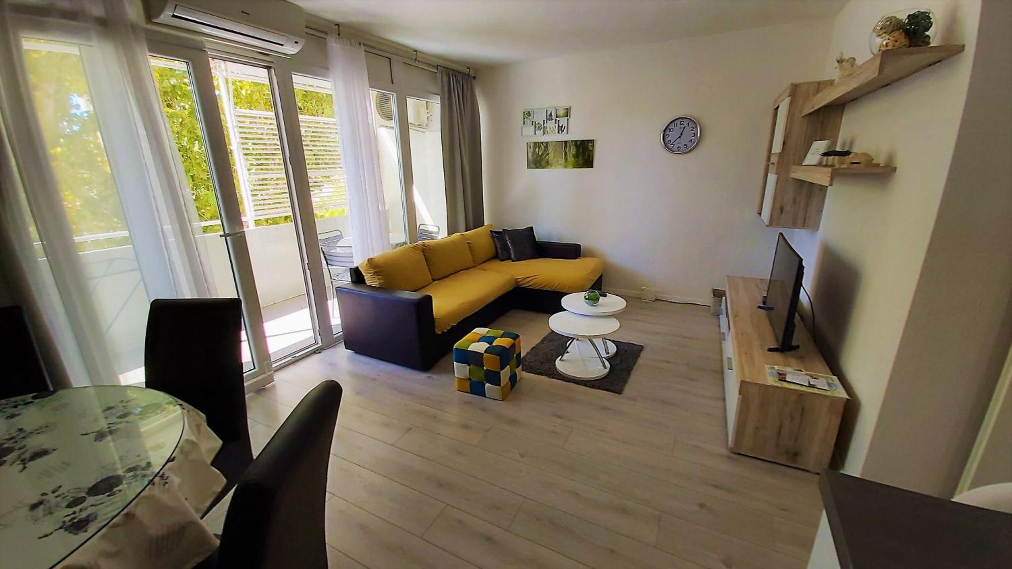 Apartment Punta Omiš Eksteriør billede