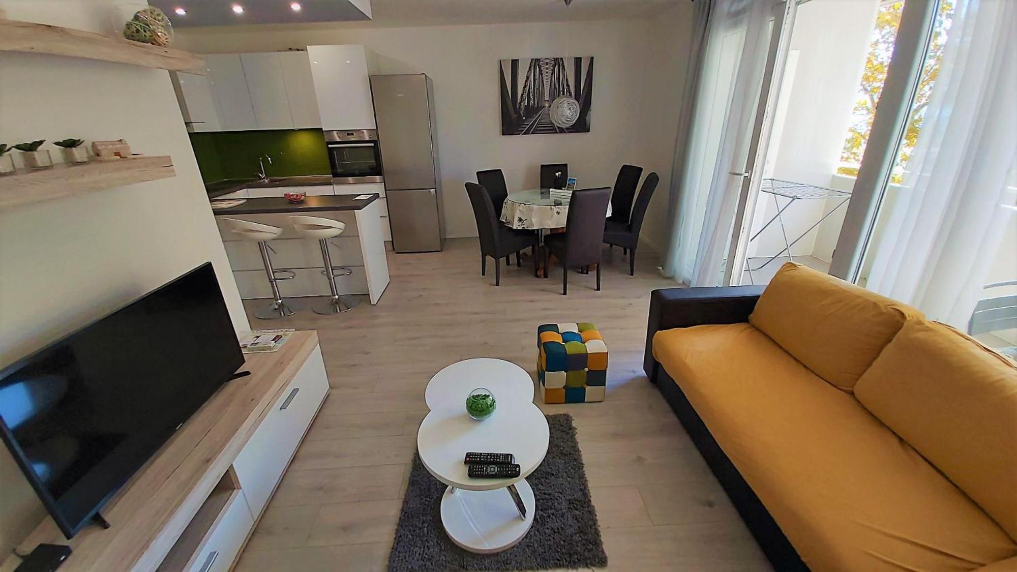 Apartment Punta Omiš Eksteriør billede